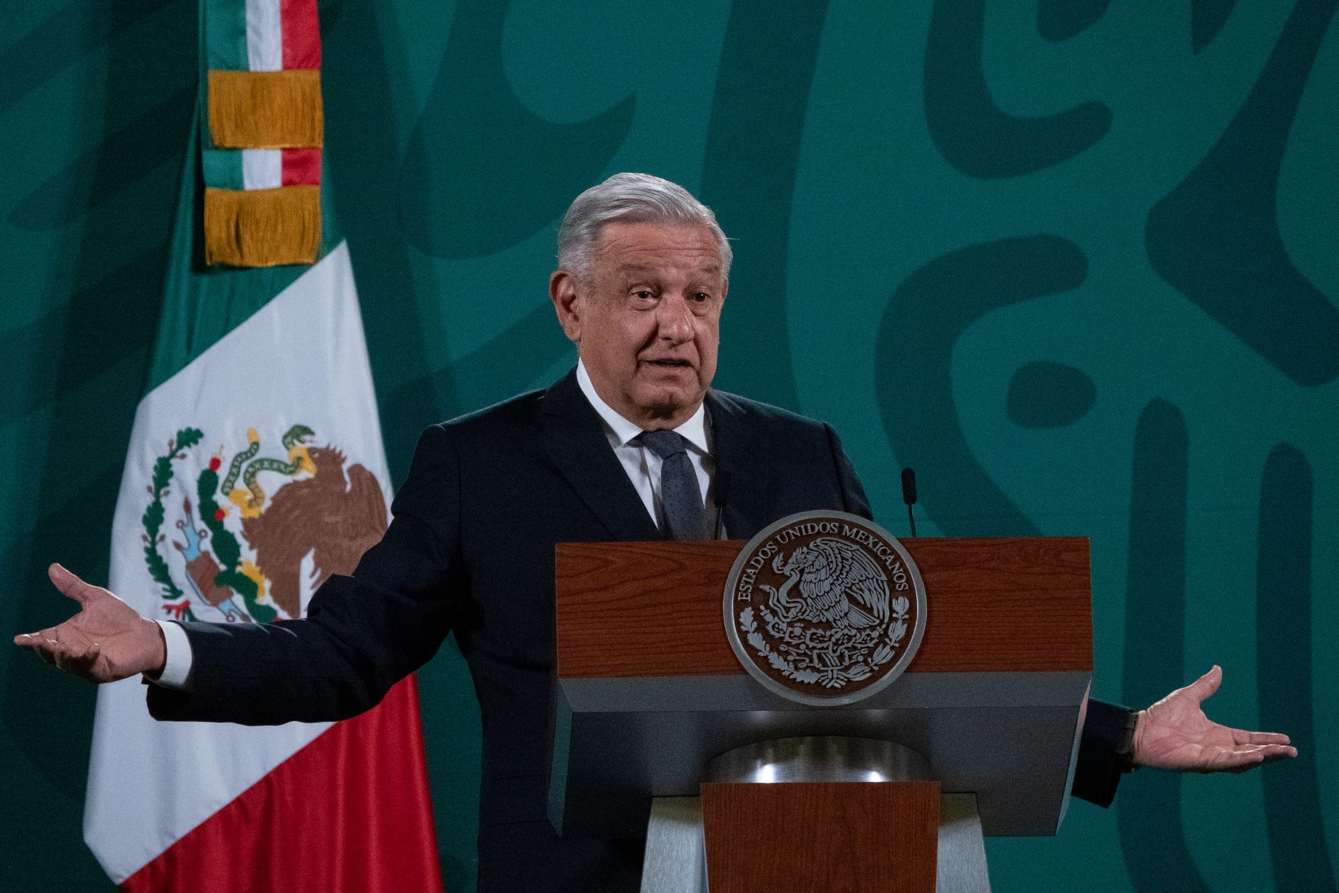 'Vaccination of minors is not subject to particular interests': AMLO