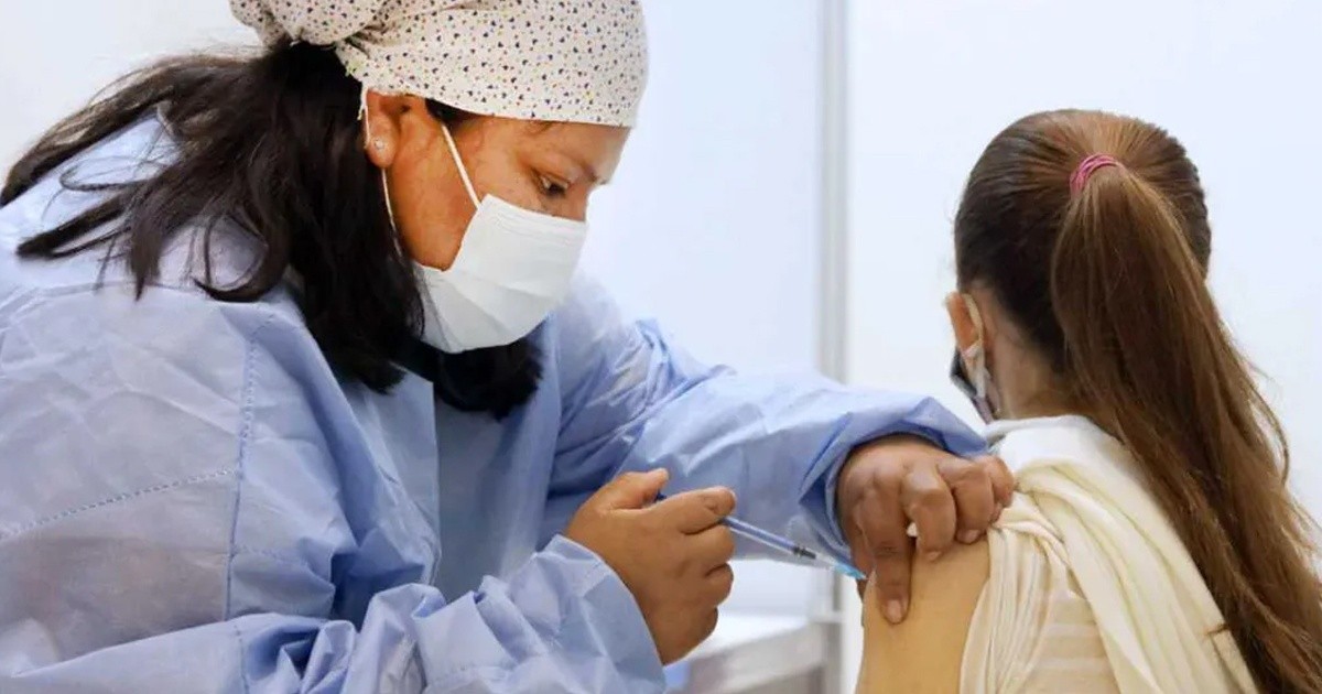 Vacunación en niños de 3 a 11 años: distribuyen más de 2 millones de dosis de Sinopharm