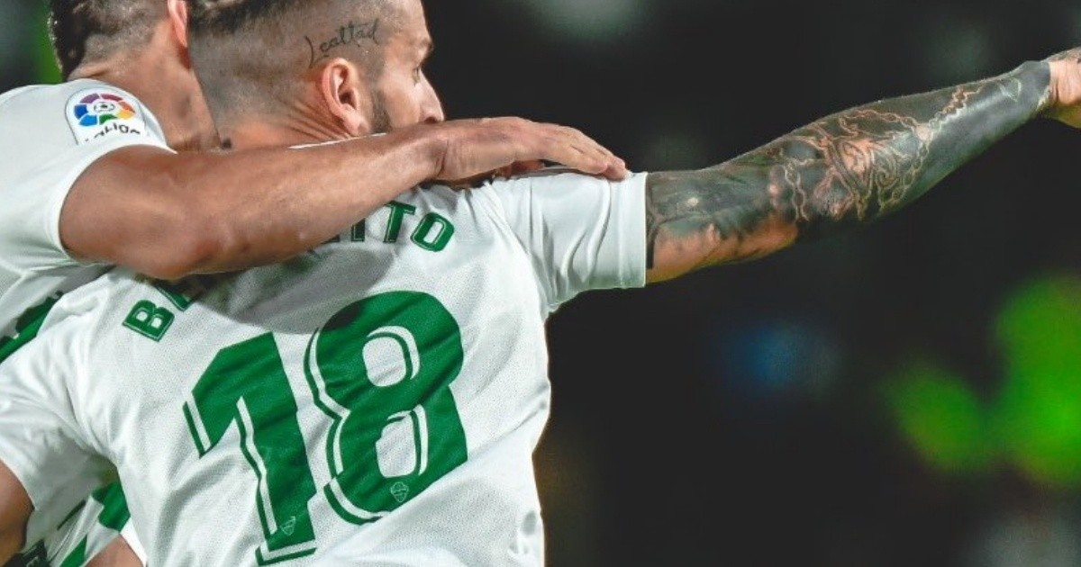 With goals from Argentina's Boyé and Benedetto, Elche drew against Espanyol
