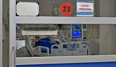 Covid: Mayoría de hospitalizados son hombres sin esquema de vacunación completo
