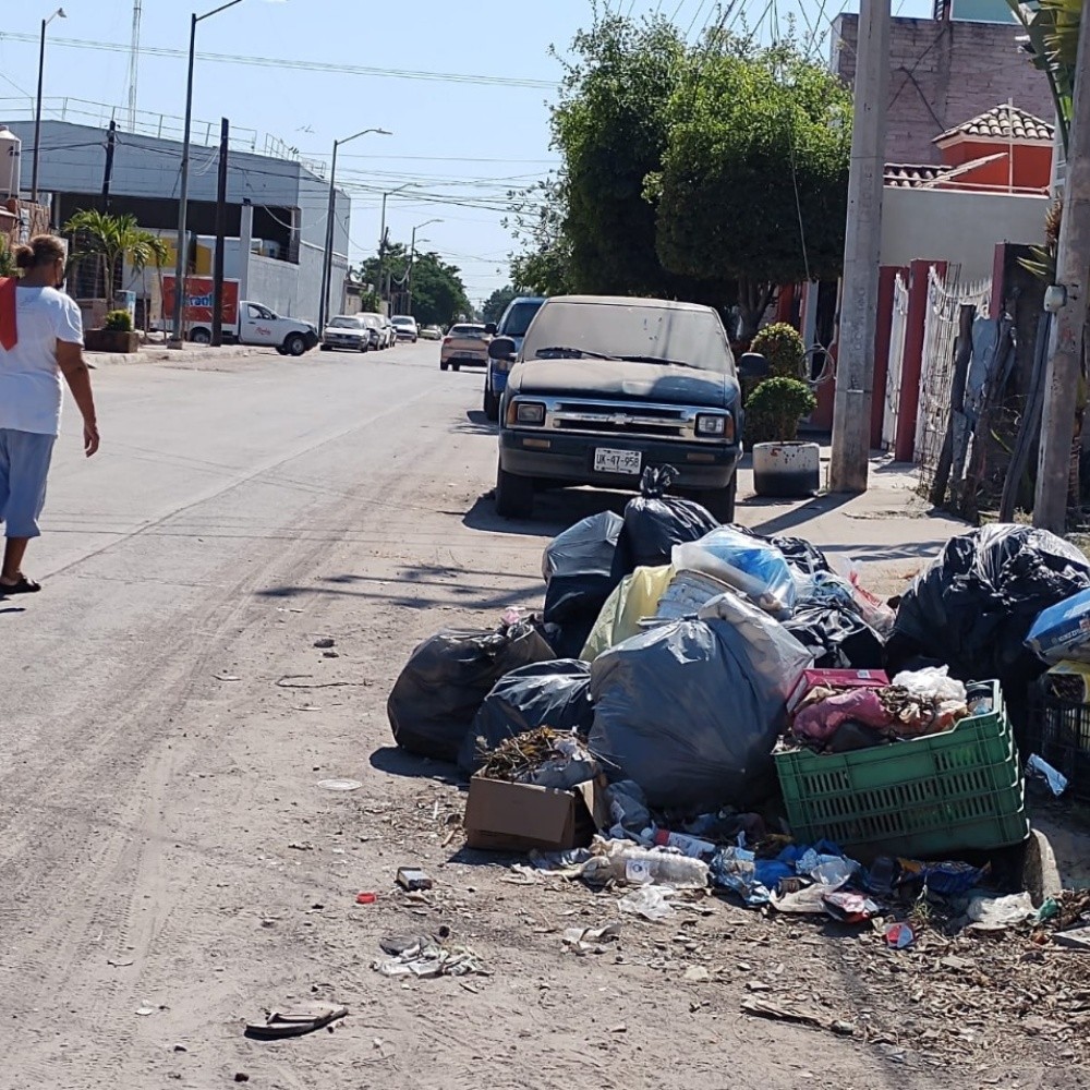 Garbage invades streets of Escuinapa, due to the lack of collection trucks