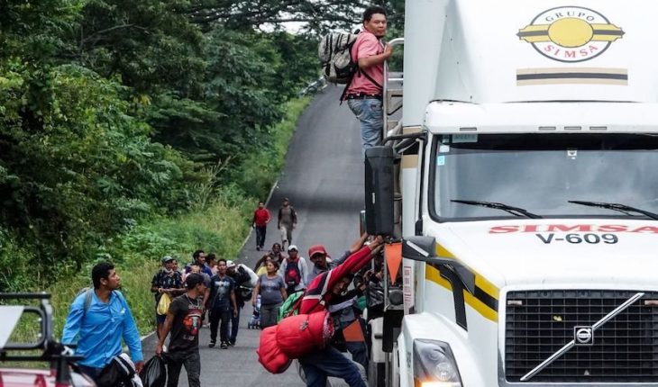 Gobiernos defiende retenes contra caravana migrante en Oaxaca