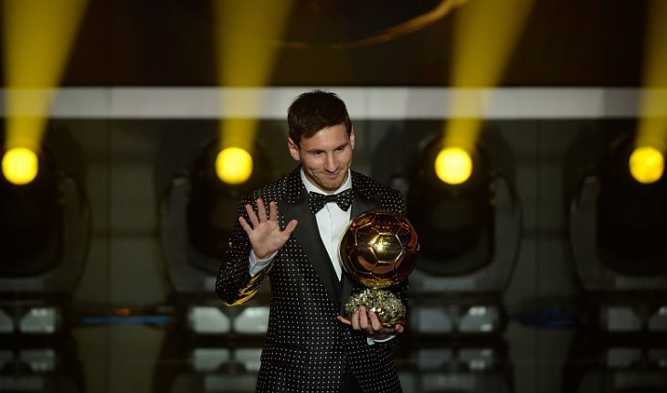 Lionel Messi alza su séptimo Balón de Oro
