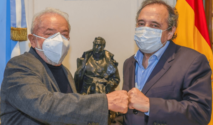 Lula met with Alfonsín in Spain and they agreed to deepen regional integration