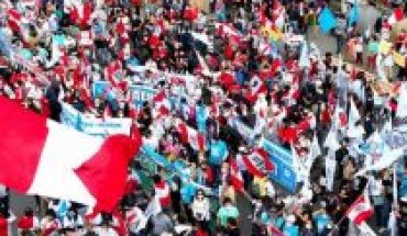 Manifestantes piden en Lima destitución de Pedro Castillo