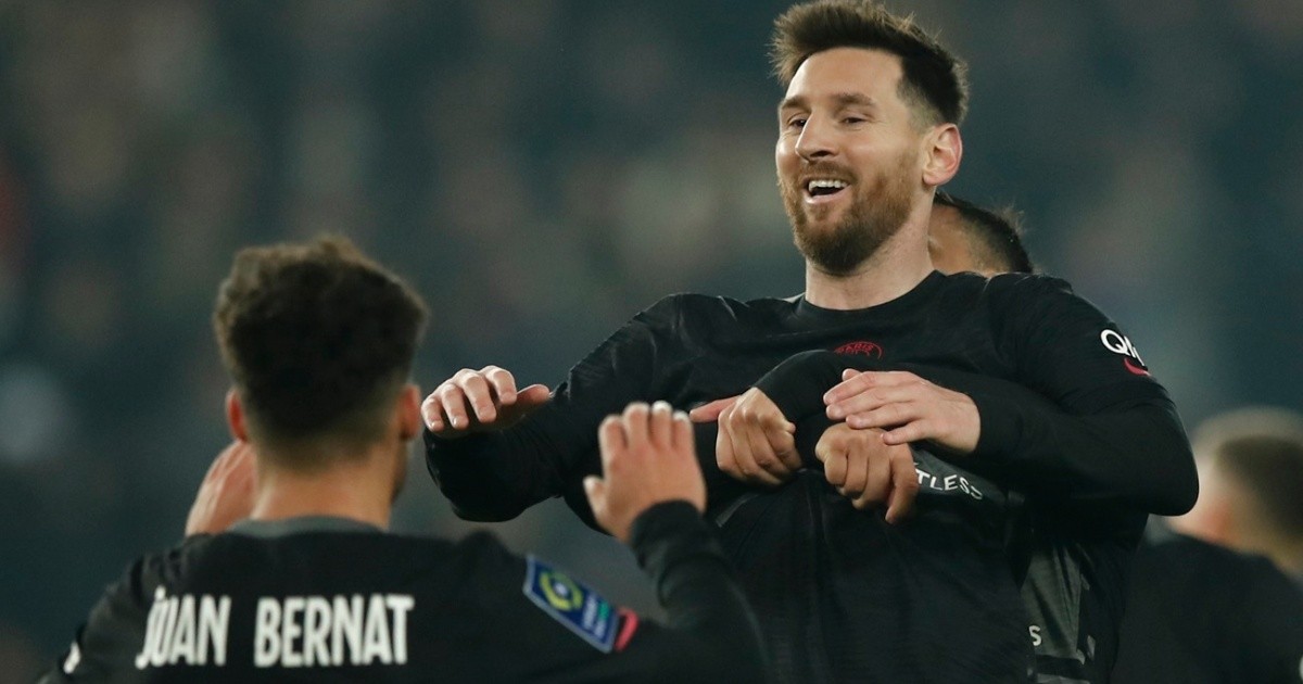 PSG ganó 3-1 con el primer gol de Messi en la liga francesa