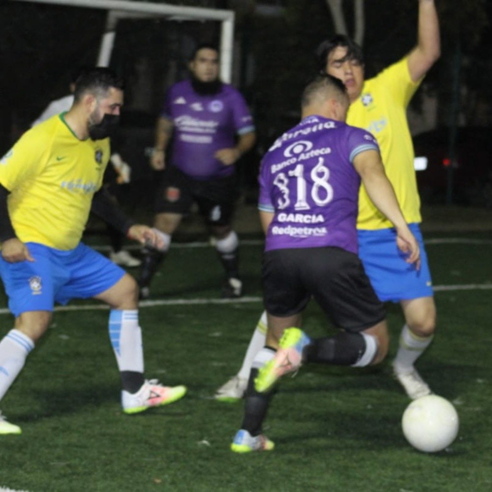 “Paco” Hernández recibe homenaje en la Liga de Futbol de Medios de Comunicación