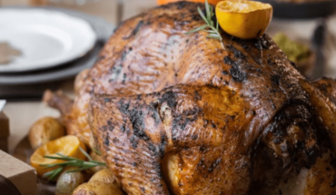 This is the right time to cook the turkey in the oven