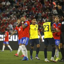 Un quebrado Arturo Vidal pidió disculpas tras su expulsión en duelo ante Ecuador: “Tengo mucha tristeza por lo que pasó, es algo increíble”