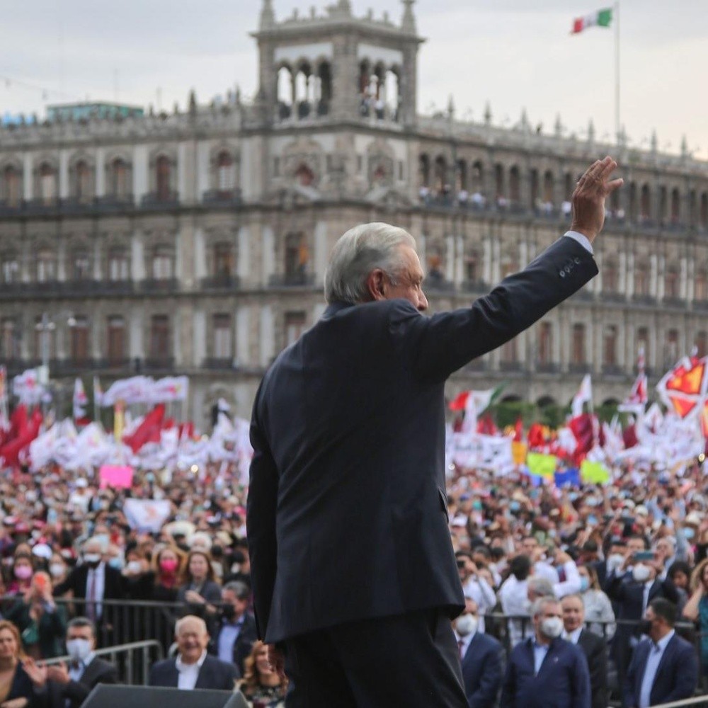 AMLO does not know how many went to his Third Government Report