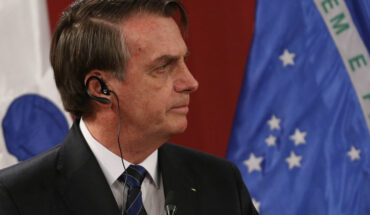 Bolsonaro envió “saludo formal” al Presidente electo y dijo que 55% votó “por el tal” Boric