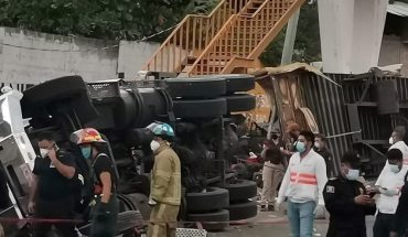 Driver of the overturned trailer with migrants fled