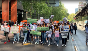 Estudiantes del CIDE marchan al Senado; cierran Reforma