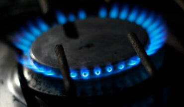 FNE entregó informe final: reformas podrían abaratar 15% al gas licuado y entre 13% y 20% al gas natural