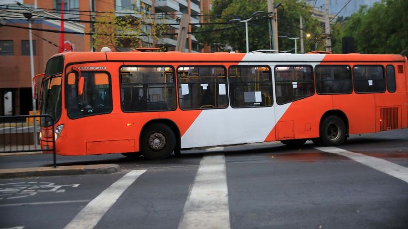 Gobierno niega falta de buses y responsabiliza a la congestión vehicular