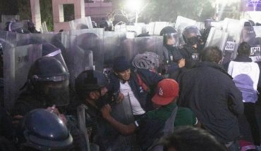 Migrantes y policías de CDMX se enfrentan; buscaban llegar a la Basílica