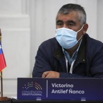 Victorino Antilef resigned from his position as table coordinator due to discrepancies with the indigenous consultation process of the Convention