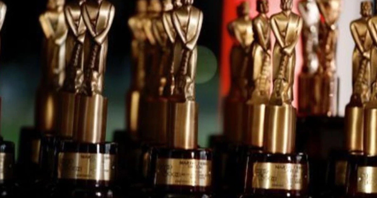 Why were the 2021 Martín Fierro Awards cancelled?