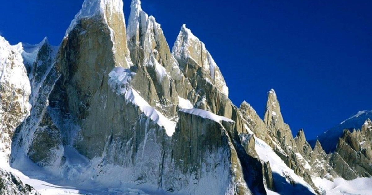 Avalancha en El Chaltén: intenso trabajo para rescatar a un escalador atrapado