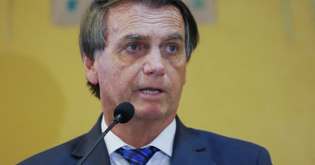 Brazil States Pressure Bolsonaro to Buy Vaccines for Children 'Urgently'
