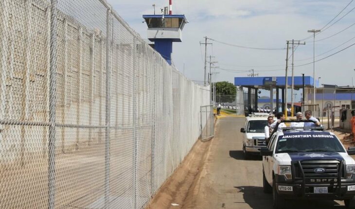 Descartan procesar a 16 exfuncionarios penitenciarios con Calderón