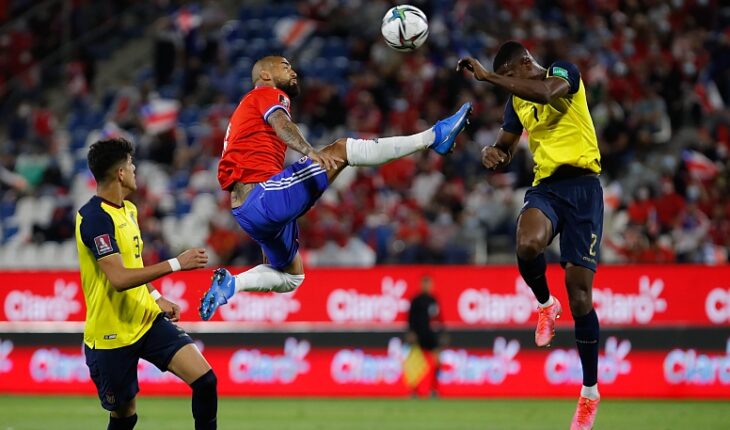 FIFA reduce de tres a dos partidos la sanción a Arturo Vidal