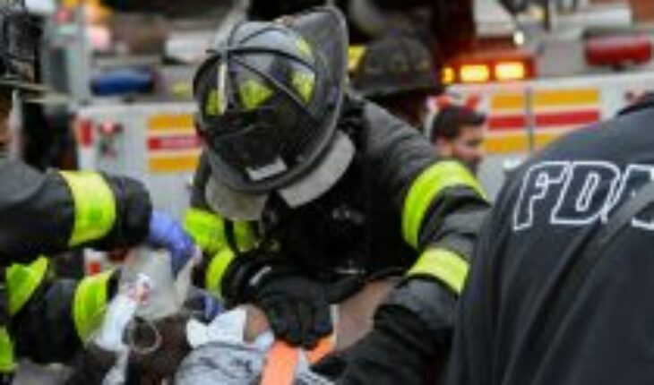Incendio en edificio en Nueva York deja 19 muertos y decenas de heridos