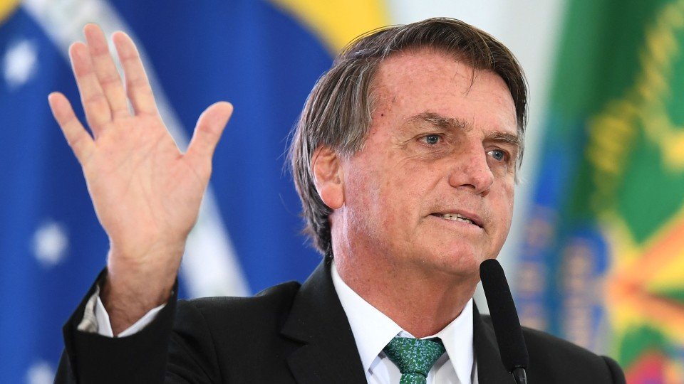 Jair Bolsonaro, presidente de Brasil, hospitalizado por obstrucción intestinal