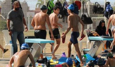 Nadadores de la Alberca Olímpica de Mazatlán inician temporada para evento de Curso Largo