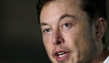 Ofrece Elon Musk 5 mil dólares a alumno por cerrar Twitter