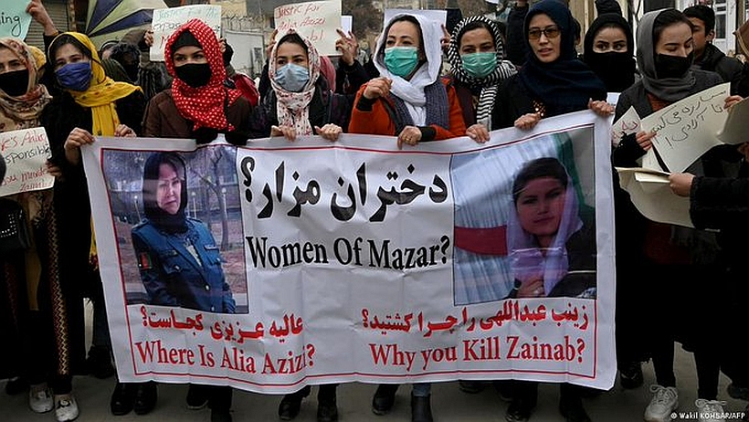 Taliban forcibly disperse "Women for Justice" demonstration in Kabul