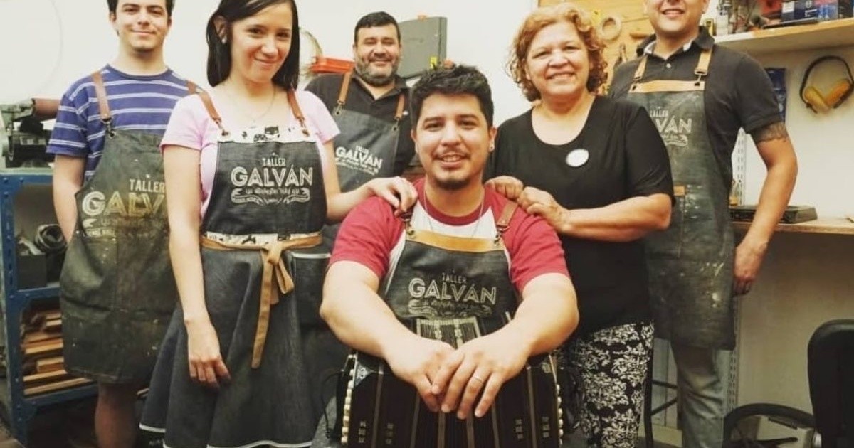 The Galván workshop donated two bandoneons valued at more than 1 million pesos
