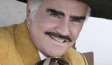 When and where will Vicente Fernández’s series premiere?