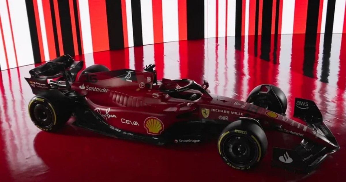 Ferrari presentó su nuevo coche para la próxima temporada de la Fórmula 1
