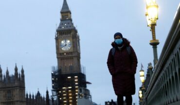 Inglaterra eliminará el aislamiento de casos positivos de coronavirus
