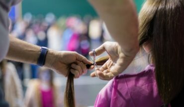 La Plata organizes a solidarity hair collection for cancer patients