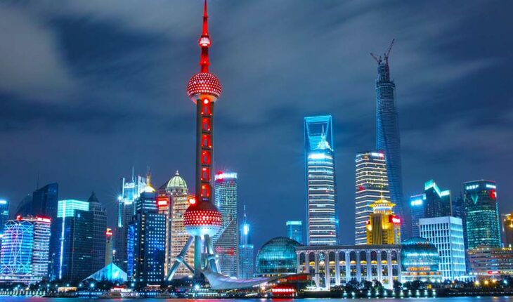 La prosperidad común y la circulación dual: el nuevo modelo de desarrollo de China. Foto panorámica de Wai Tan en Shanghái, China. Foto: Li Yang