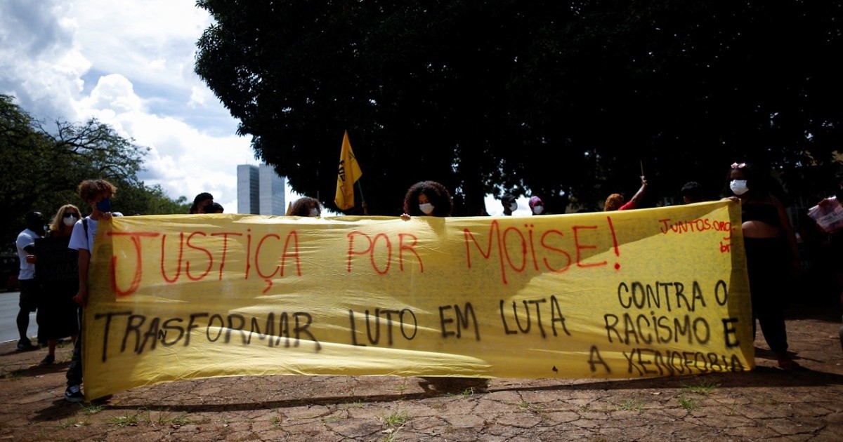 Marchas en Brasil para pedir justicia por el joven congoleño asesinado
