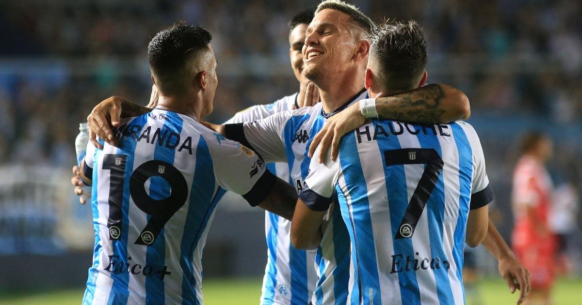 Racing se destapó con una goleada ante Argentinos Juniors: qué dijo Gago