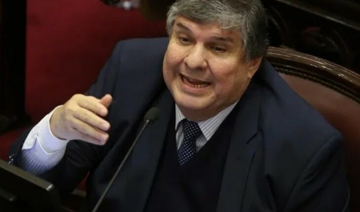 The head of the Frente de Todos bloc in the Senate warned the government about the agreement with the IMF