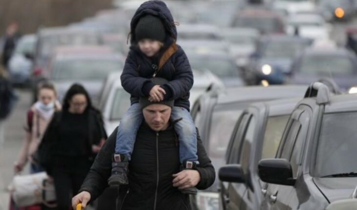 Al menos la mitad de refugiados ucranianos son niños: UNICEF