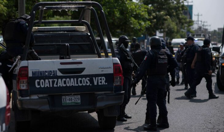 Detienen a 11 policías por desaparición de 5 jóvenes en Coatzacoalcos