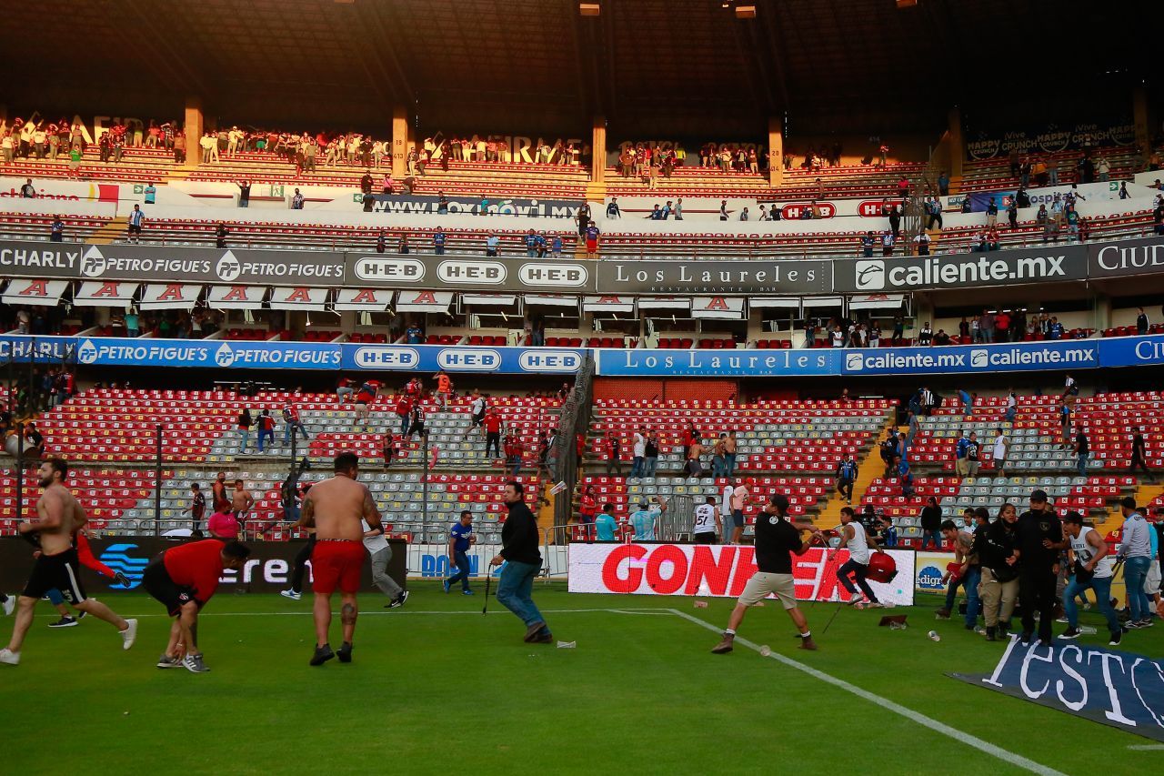 Femexfut sanciona al Querétaro por violencia en estadio; no toca a barras