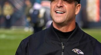John Harbaugh, entrenador de los Ravens acordó extensión