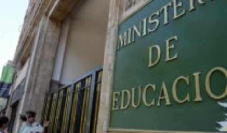 La farra histórica del ministerio de Educación