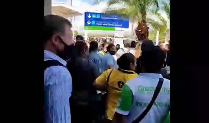 Reportan disparos de armas de fuego en aeropuerto de Cancún
