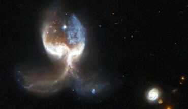 “Angel wings”; Hubble captures impressionate collision of galaxies