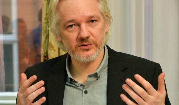 British Justice Issues Order to Extradite Julian Assange to the US