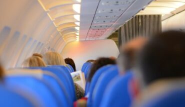 Cubrebocas deja de ser obligatorio en vuelos de USA