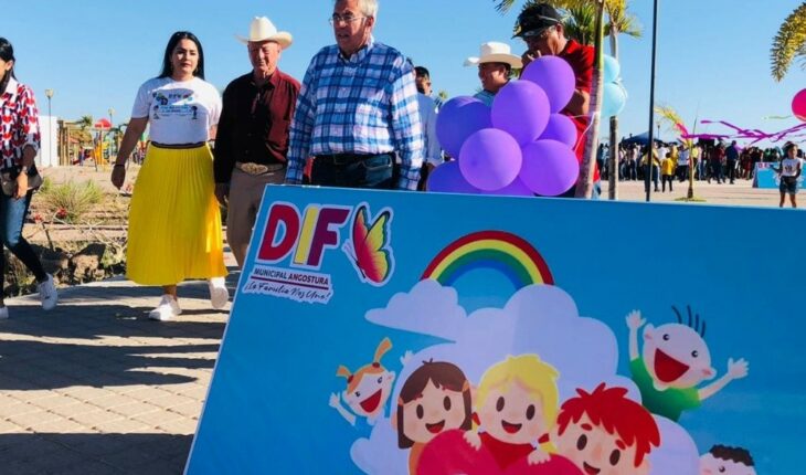 DIF Angostura consiente a niños y niñas de La Reforma